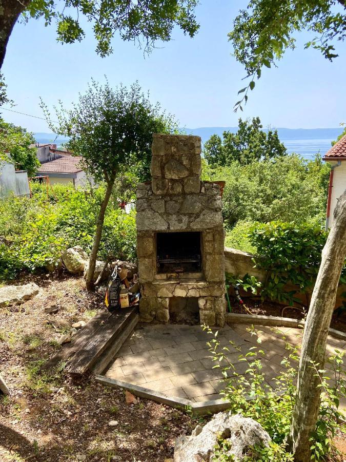 Villa Rudy Holiday Home Njivice Buitenkant foto